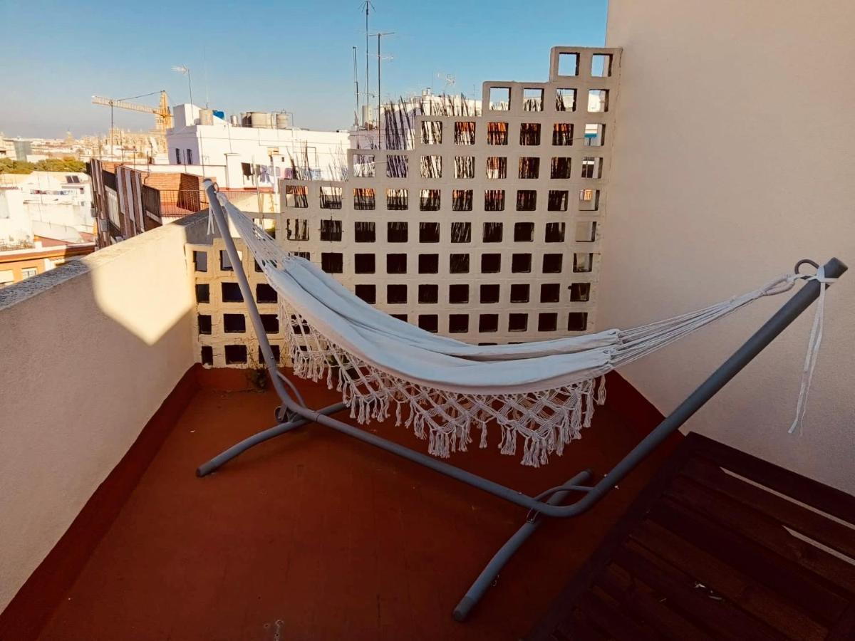 Lovely Triana Flat With Roof Terrace Σεβίλλη Εξωτερικό φωτογραφία